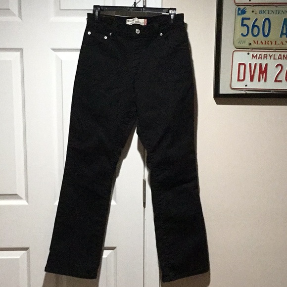 Levi's Denim - ♥️ Levi’s 550 Relaxed Boot Cut Black Jeans - Size 6
